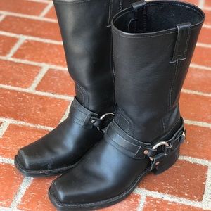 Frye belted harness boot - 12” shaft